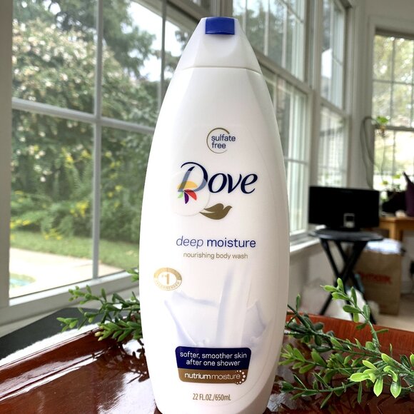 DOVE Deep Moisture Body Wash - Picture 1 of 6